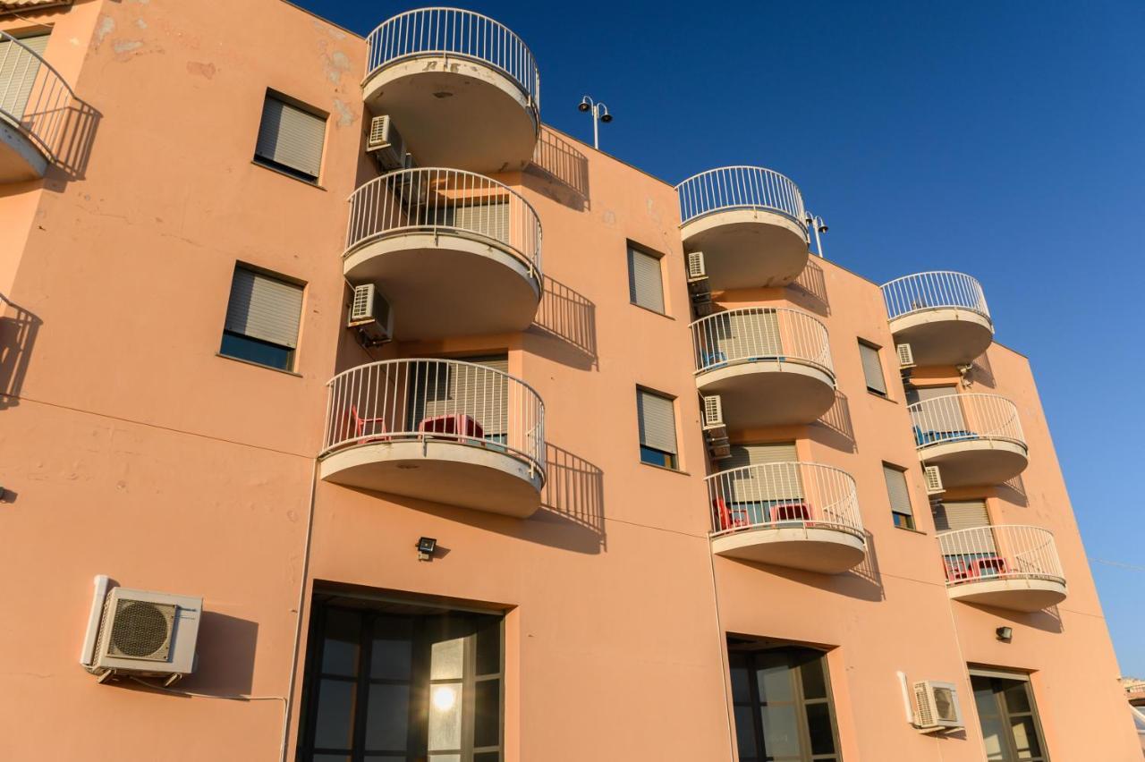 Hotel Sirenella Mele Exterior photo